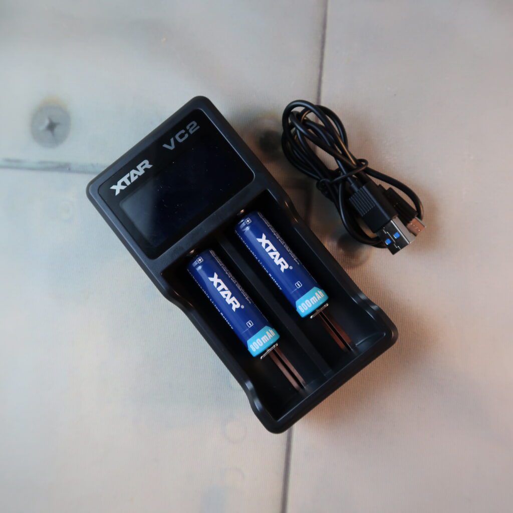 VC2 Charger with TWO 14500 Li-Ion batteries