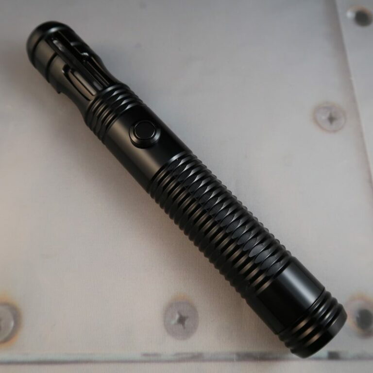 The Dark Apprentice v5 Lightsaber