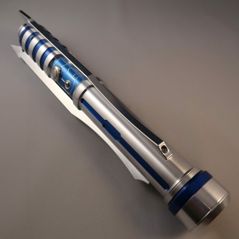 Custom Lightsaber Azure Butcher with Windows and Emitter Up