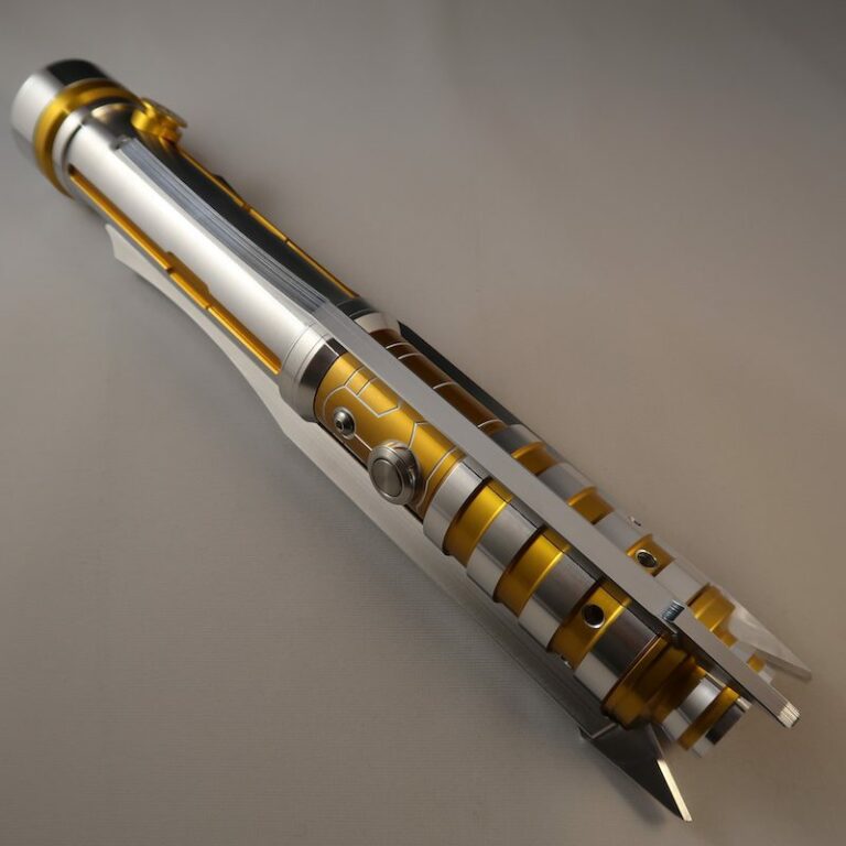 Butcher LE Lightsaber With Windows Emitter Down