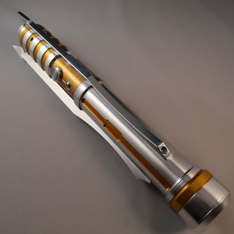 Butcher LE Lightsaber With Windows Emitter Up