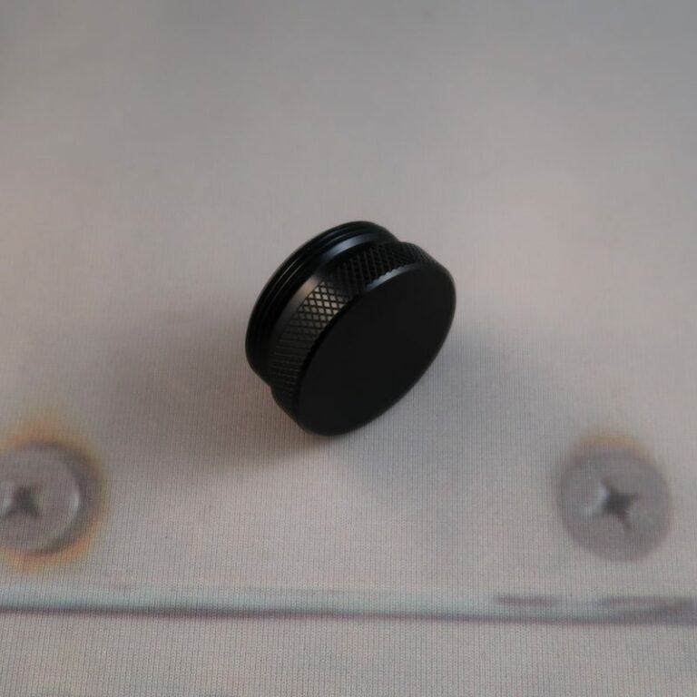 Dominix v3 Pommel - Solid - Angled