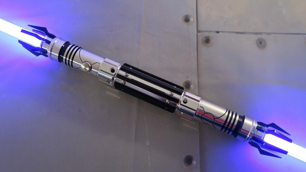 Dominicide Custom Lightsaber Near