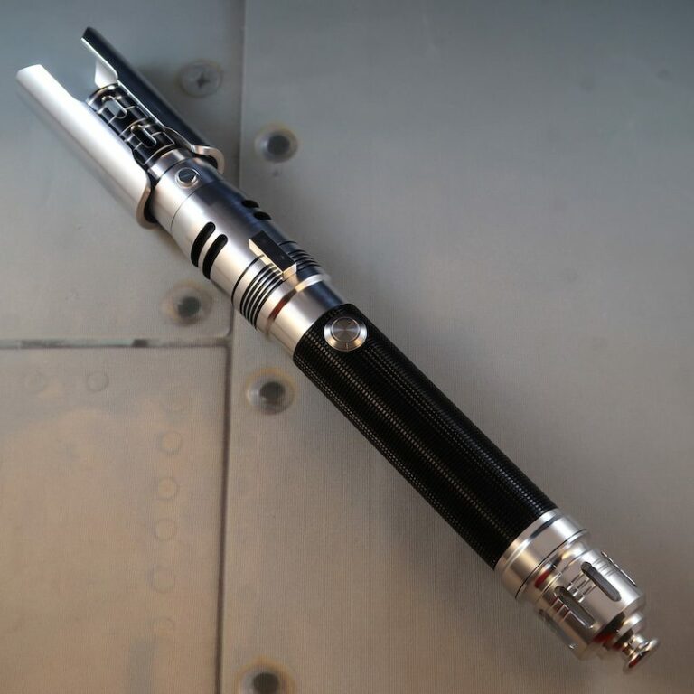 The Fallen Custom Lightsaber With Standard Emitter