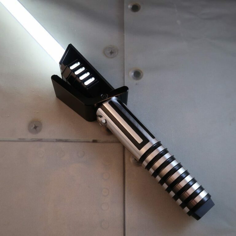 Round Blade - Side View