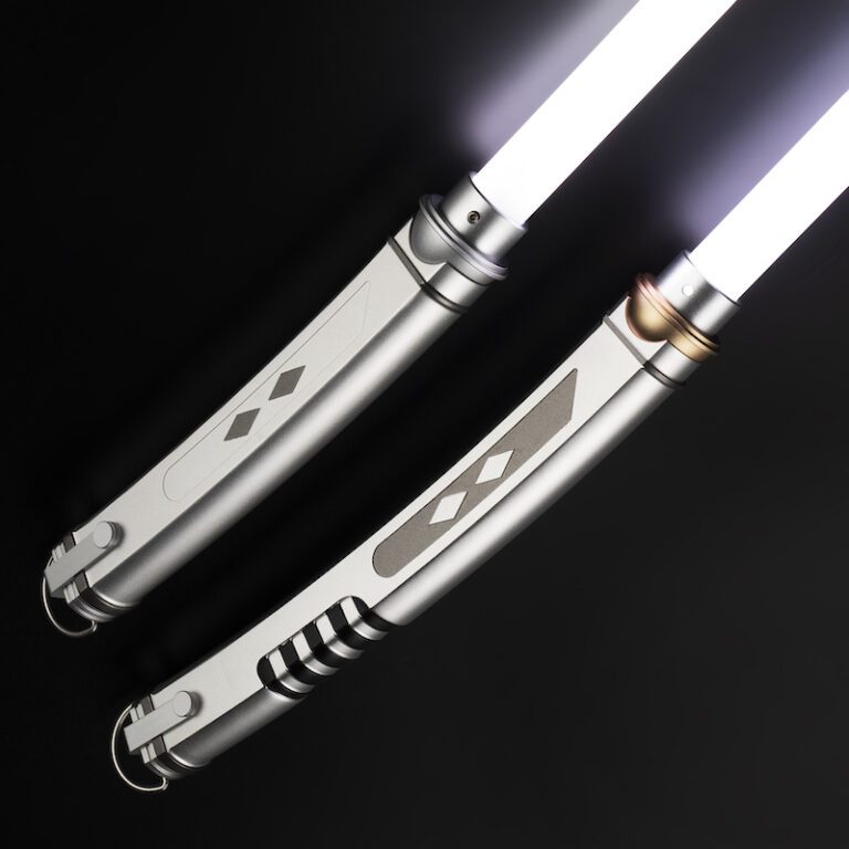 The XenoPixel Fulcrum Set Custom Lightsaber | Ultrasabers® Custom ...