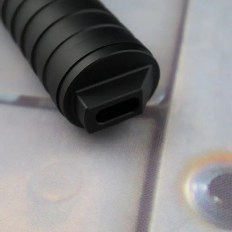 The Darksaber CE v2 - Pommel