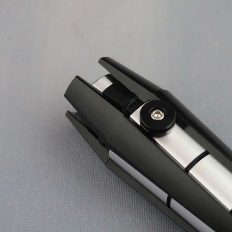 Dark Negotiator - Pommel