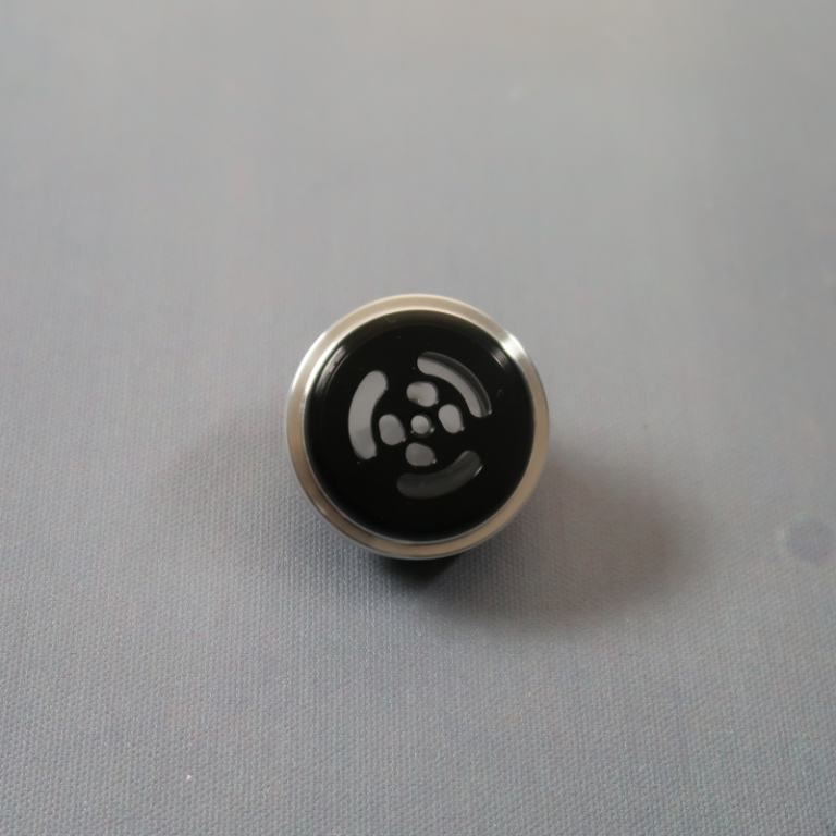 Electrum Wind Black Pommel - Bottom Content