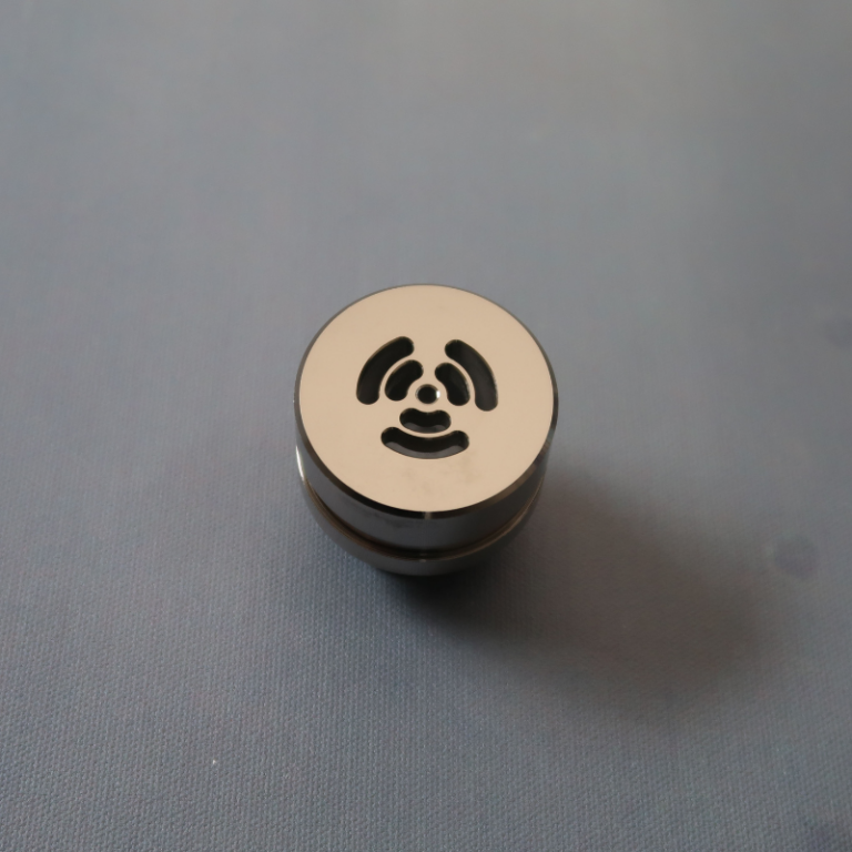 Manticore CE NP High Profile Pommel - Bottom View